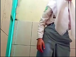 indonesian,teenager,desperate