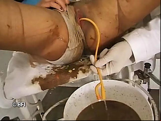 Bizarre videos, 16 